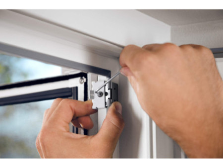 tesa Adaptateur pour moustiquaire de porte ALU FALT