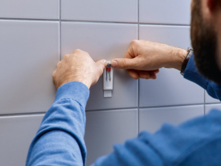 tesa Powerstrips Vis adhésive pour carrelage/métal, blanc