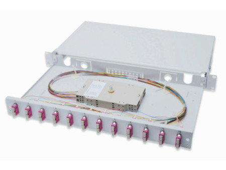 DIGITUS boîte d'épissure à fibres optiques OM4, équipée,
