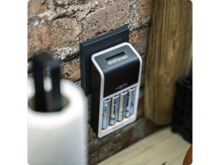 ANSMANN Chargeur rapide Comfort Plus, livré avec 4 piles