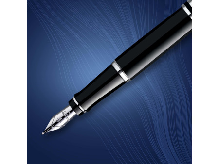 WATERMAN Stylo plume Expert Laque Noire C.T.