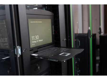 DIGITUS Console modulaire KVM 19' HD LCD, 48,26 cm (19') TFT