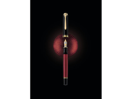 Pelikan Stylo plume 'Souverän 800', M, noir/rouge