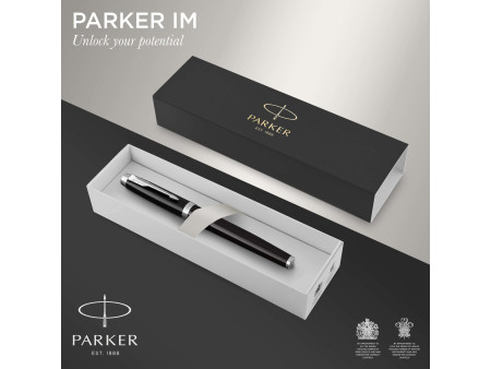 PARKER Stylo plume IM Laque Noire C.T.