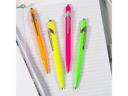 CARAN D'ACHE Stylo à bille 849 Fluo Line, noir