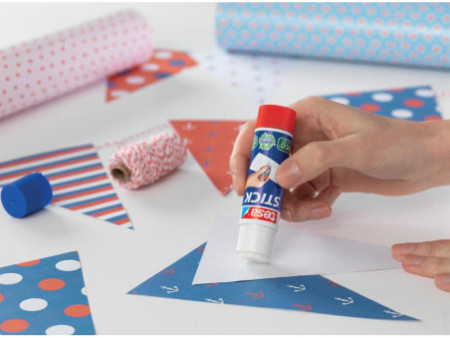 tesa ecoLogo Stick Bâton de colle, 20 g, présentoir comptoir
