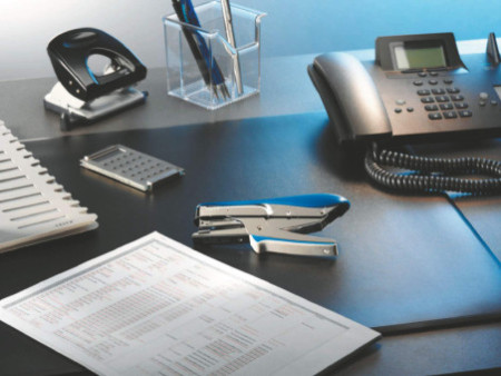 LEITZ Pince agrafeuse 5546, capacité d'agrafage: 15 feuilles