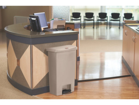 Rubbermaid Collecteur à pédale Slim Jim, 50 litres, beige