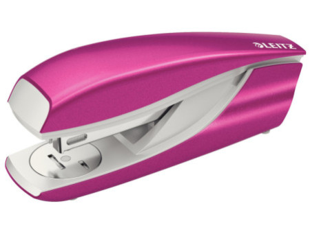 LEITZ Agrafeuse Nexxt WOW 5502, dans un carton, rose