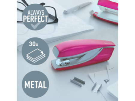 LEITZ Agrafeuse Nexxt WOW 5502, dans un carton, rose