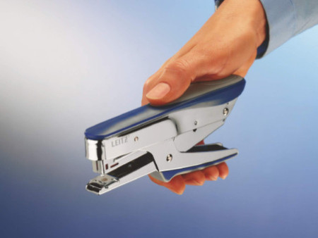 LEITZ Pince agrafeuse 5545, capacité: 15 feuilles, water