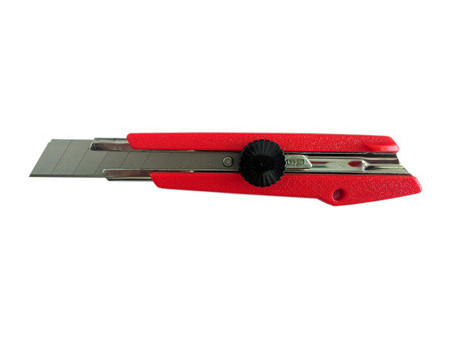 NT Cutter L-500P, boîtier en plastique, 18 mm, rouge