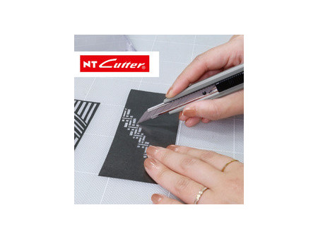 NT Cutter AR30D-LG, boîtier en plastique, leaf green