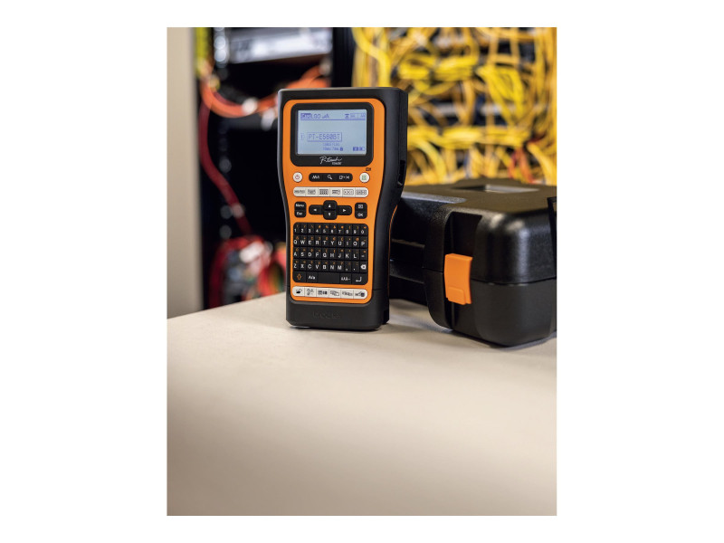 BROTHER Bluetooth connectable labeller PTE560BTVPYP1
