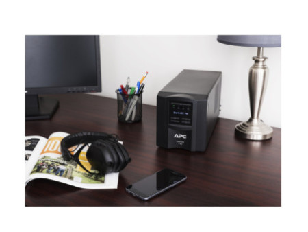 APC Smart-UPS 750VA LCD 230V Tower