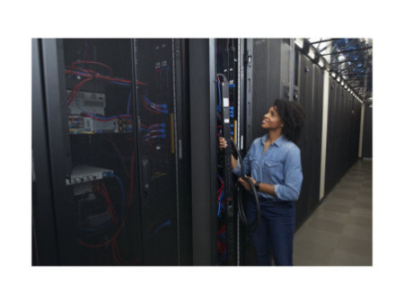 APC Rack PDU 9000 Switched ZeroU 32A