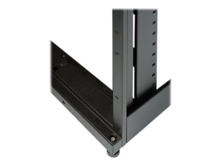 APC NetShelter SX 42U 600mm Wide x 1200