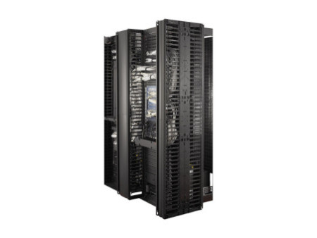 APC ValueLine Vertical Cable Manag 2 & 4