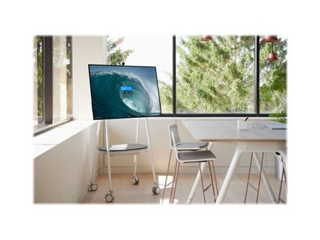 APC Charge Mobile Battery Surface Hub 2