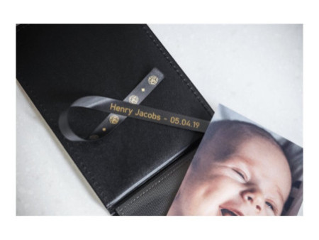 BROTHER P-Touch 12mm black/gold ribbon