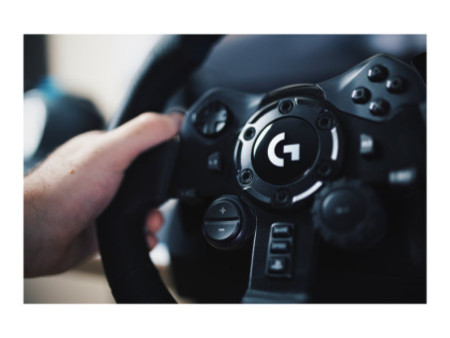LOGI G923 Racing Wheel and Pedals PS4