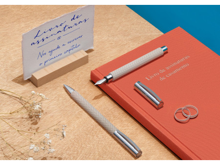 FABER-CASTELL Stylo plume Ambition OpArt White Sand