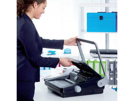 GBC Perforelieuse CombBind C340, noir