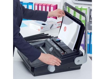 GBC Perforelieuse CombBind C340, noir