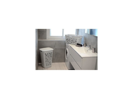 EDA Panier à linge ALMERIA, avec couvercle, 60 L, blanc